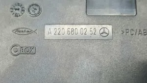 Mercedes-Benz S W220 Пепельница A2208100830