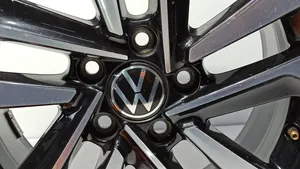 Volkswagen Golf VIII Обод (ободья) колеса из легкого сплава R 18 5H0601025TFZZ