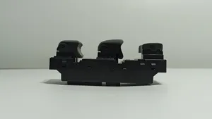 Nissan X-Trail T32 Przyciski szyb 