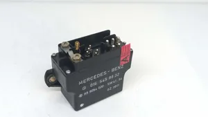 Mercedes-Benz E W210 Przekaźnik / Modul układu ogrzewania wstępnego 0165458832