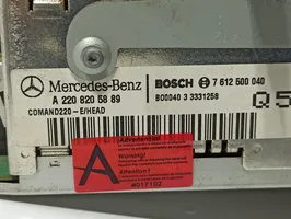 Mercedes-Benz S W220 Unità di navigazione lettore CD/DVD A220820588980