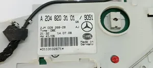 Mercedes-Benz C W204 Illuminazione sedili anteriori A20482031019051