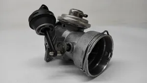 Volkswagen Touareg I EGR valve 070128073