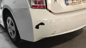 Toyota Prius (XW30) Zderzak tylny 