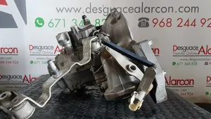 Opel Corsa C Mechaninė 5 pavarų dėžė 9126823