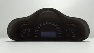 Mercedes-Benz C W203 Tachimetro (quadro strumenti) A2035402448