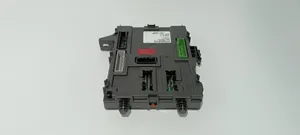 Nissan X-Trail T32 Module confort 