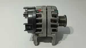 Renault Clio V Generatore/alternatore 231008040R