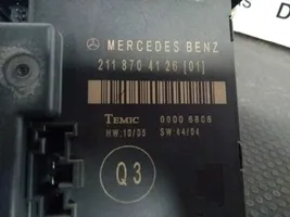 Mercedes-Benz E W211 Sterownik / Moduł centralnego zamka 2118704126