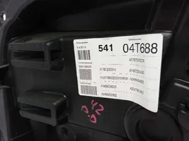 Mercedes-Benz A W176 Etuoven sähkökäyttöinen ikkunan nostin A1767200279