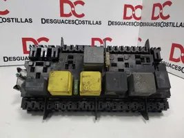 Mercedes-Benz A W176 Module de fusibles A2469060093