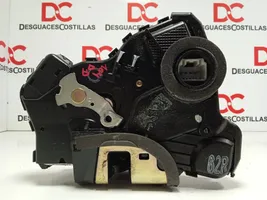 Toyota Corolla Verso AR10 Front door lock 