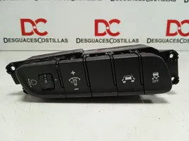 Hyundai i30 Interruttore/pulsante di controllo multifunzione 93701G4190