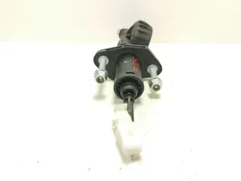 Opel Astra J Clutch master cylinder 55561915