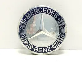 Mercedes-Benz C W203 Заводская крышка (крышки) от центрального отверстия колеса A1714000025