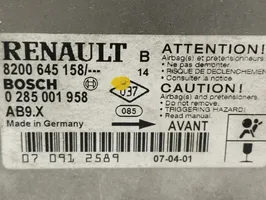 Renault Clio III Module de contrôle airbag 0285001958