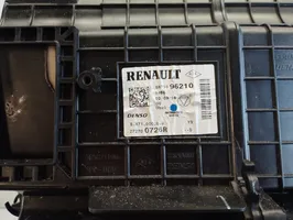 Renault Clio IV Sisälämmityksen ilmastoinnin korin kotelo 272708826R