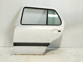 Volkswagen Golf III Задняя дверь 1H4833055