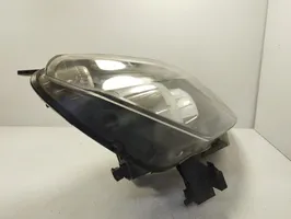 Opel Zafira B Lampa przednia 24451053