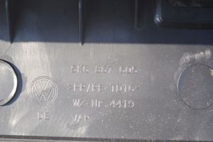 Volkswagen Golf VI Takaluukun alaosan verhoilu 5K6867605