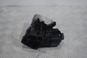 Volkswagen Polo V 6R Supporto di montaggio del filtro dell’olio 03P115389A