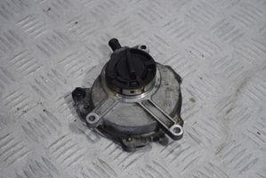 Audi A4 S4 B6 8E 8H Alipainepumppu 06D145100D