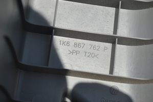 Volkswagen Golf V Garniture panneau latérale du coffre 1K6867427R