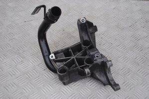 Audi A4 S4 B7 8E 8H Supporto di montaggio della pompa del servosterzo 059145169AA