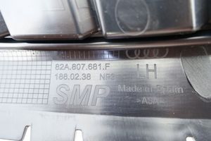 Audi A1 Etupuskurin alempi jäähdytinsäleikkö 82A807681F