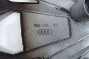 Audi Q3 F3 R17-pölykapseli 83A601147