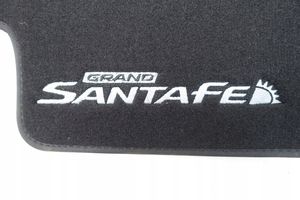 Hyundai Santa Fe Set di tappetini per auto B8143ADE00