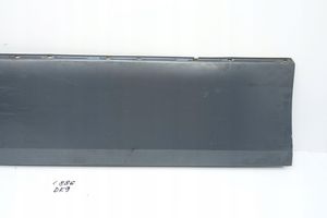 Mercedes-Benz E W124 Front door trim (molding) LISTWA DRZWI LEWY PRZÓD M