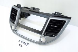 Hyundai i30 Panneau de garniture console centrale 