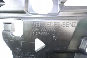Mercedes-Benz C W202 Priekinis laikiklis bamperio ŚLIZG ZDERZAKA LEWY PRZÓD