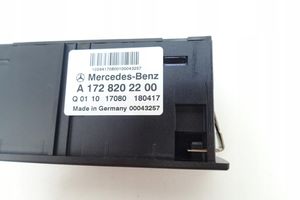 Mercedes-Benz A W176 Gniazdo / Złącze USB A1728202200