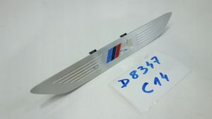 BMW X5 F15 Mostrina con logo/emblema della casa automobilistica 