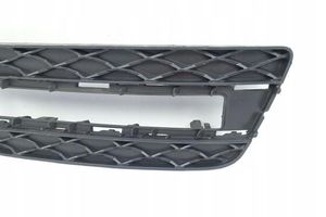 Mercedes-Benz GL X166 Grille inférieure de pare-chocs avant A1668201456