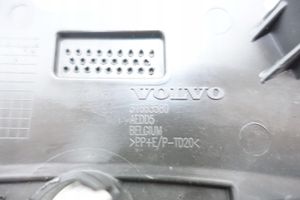 Volvo V60 Uchwyt / Mocowanie zderzaka przedniego 31663580