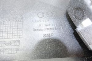 Audi Q3 F3 Takapuskurin kulmaosan verhoilu 