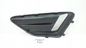 Volvo XC60 Front bumper lower grill KRATKA