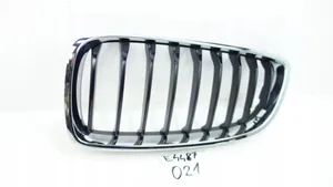 BMW 4 F32 F33 Maskownica / Grill / Atrapa górna chłodnicy ATRAPA