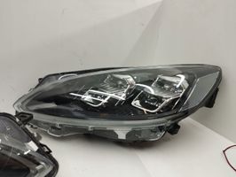 Ford Kuga III Lot de 2 lampes frontales / phare 