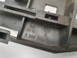 BMW 3 E30 Support de générateur / alternateur 2239703