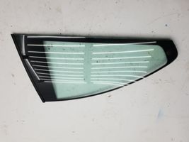 BMW 3 E46 Fenêtre latérale avant / vitre triangulaire 