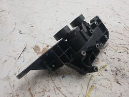 Volvo XC90 Support de générateur / alternateur 30757168