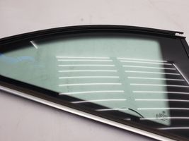 BMW 2 F22 F23 Side middle window/glass 7267910