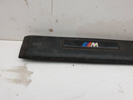 BMW 3 E36 Listwa drzwi 22500730