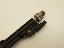 BMW 2 F22 F23 Injecteur de carburant 13647639994