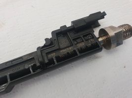 BMW 2 F22 F23 Injecteur de carburant 13647639994