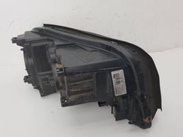 Volvo XC90 Lampa przednia 30678598